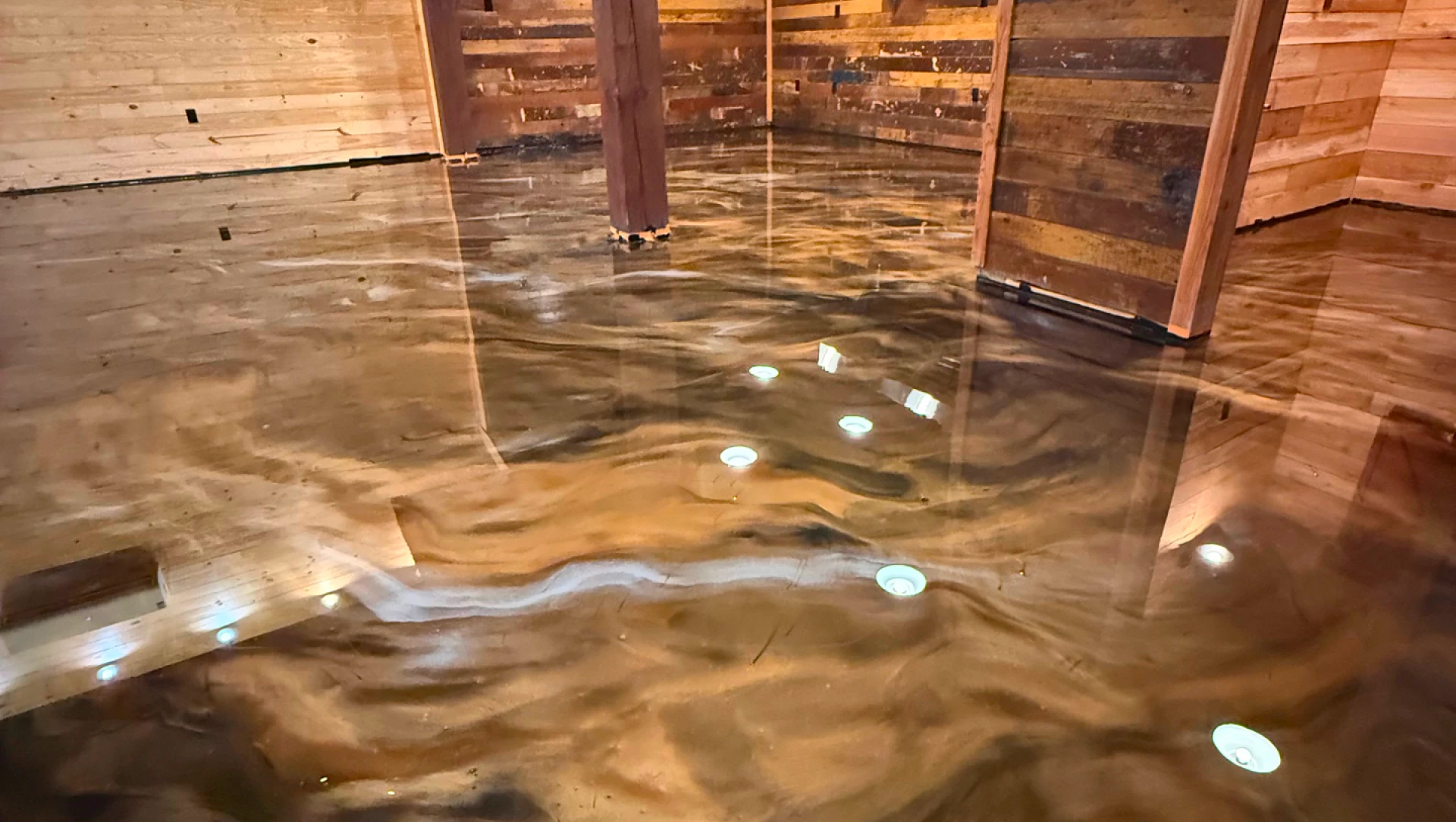 signature epoxy flooring hero 3